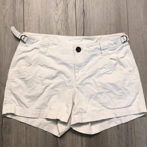 Athleta Pants - Athleta organic cotton spandex light gray shorts